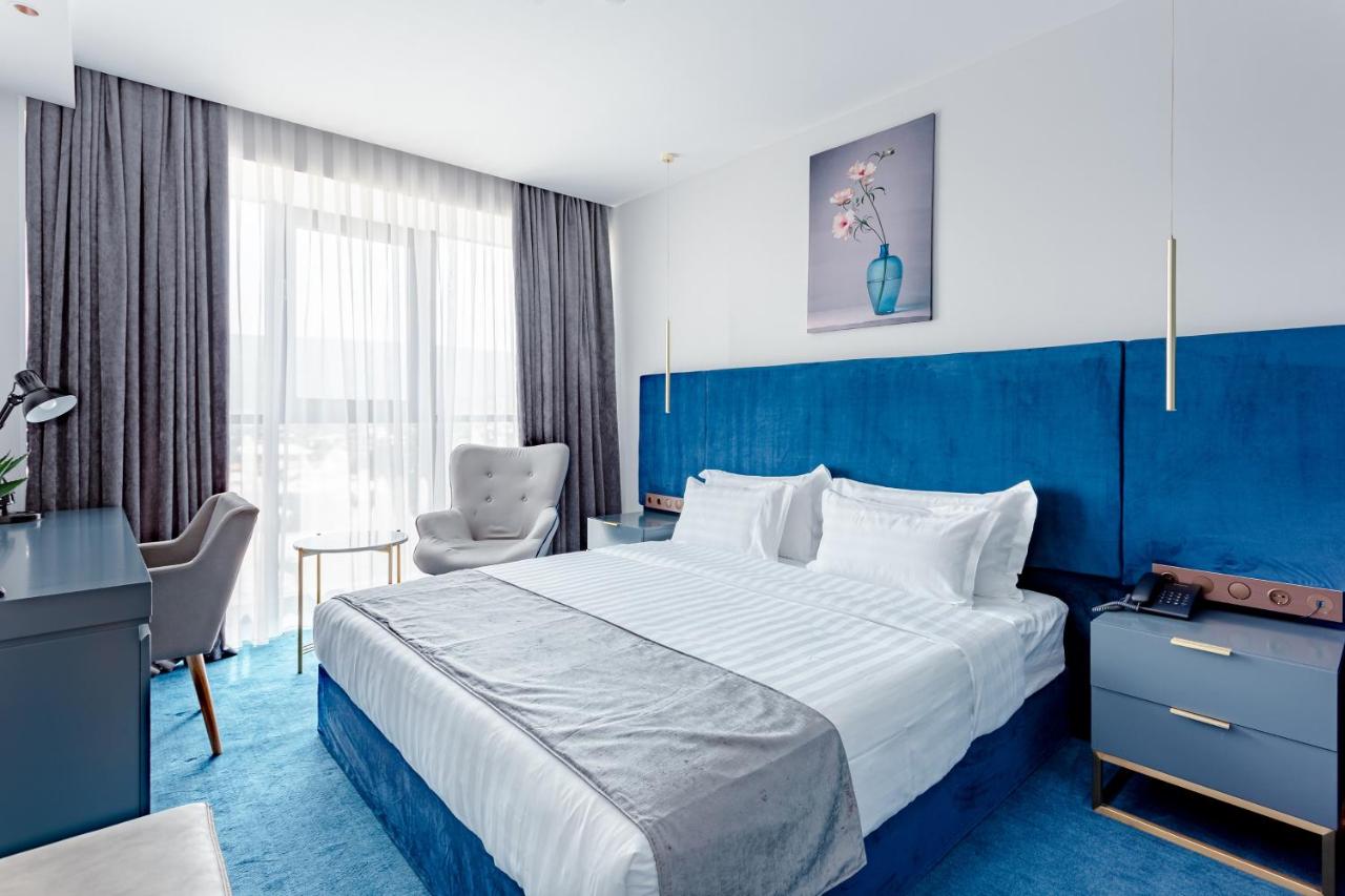 اتاق هتل RAMADA BY WYNDHAM
