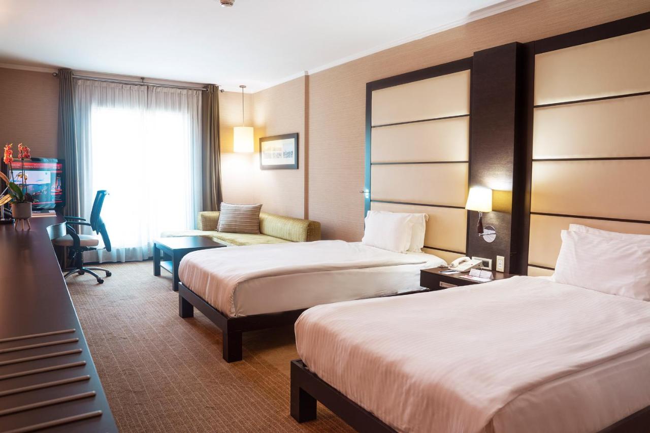 اتاق هتل RAMADA PLAZA BY WYNDHAM