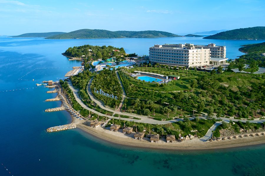 هتل (LA BLANCHE RESORT)