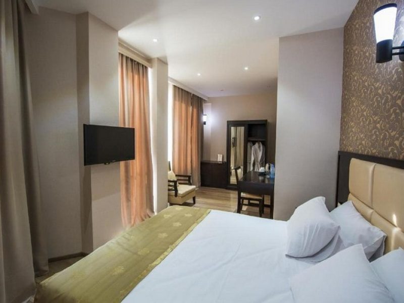 اتاق هتل TBILISI INN
