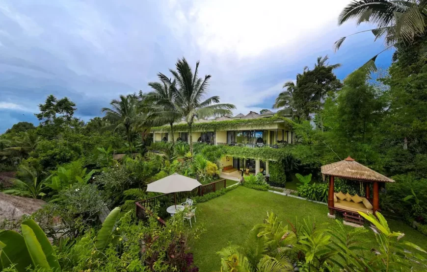 هتل ناندینی بالی جونگل (Nandini Jungle Resort & Spa Bali)