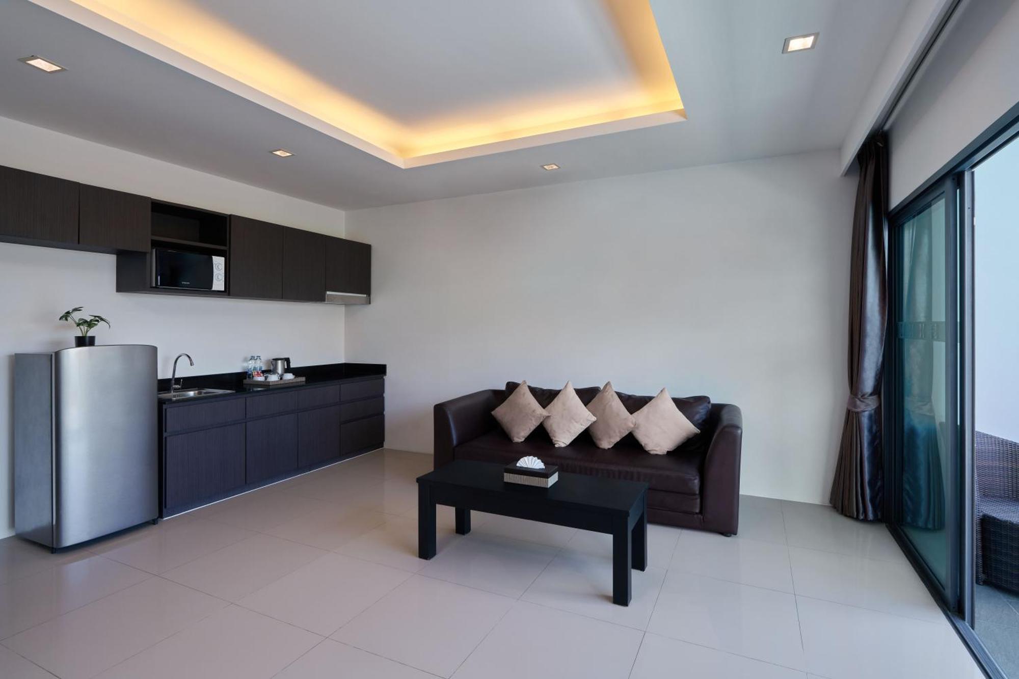 اتاق هتل PATONG BAY HILL