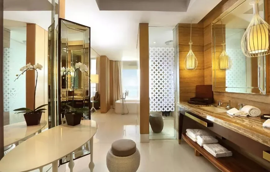 هتل نوسا دوا بیچ بالی (Nusa Dua Beach Hotel & Spa, Bali)
