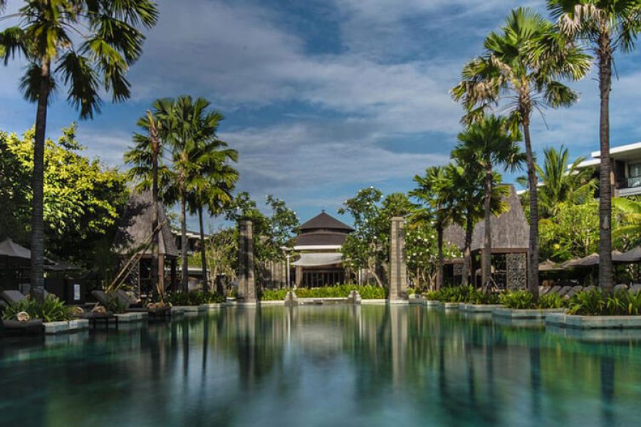 هتل نوسا دوا بیچ بالی (Nusa Dua Beach Hotel & Spa, Bali)