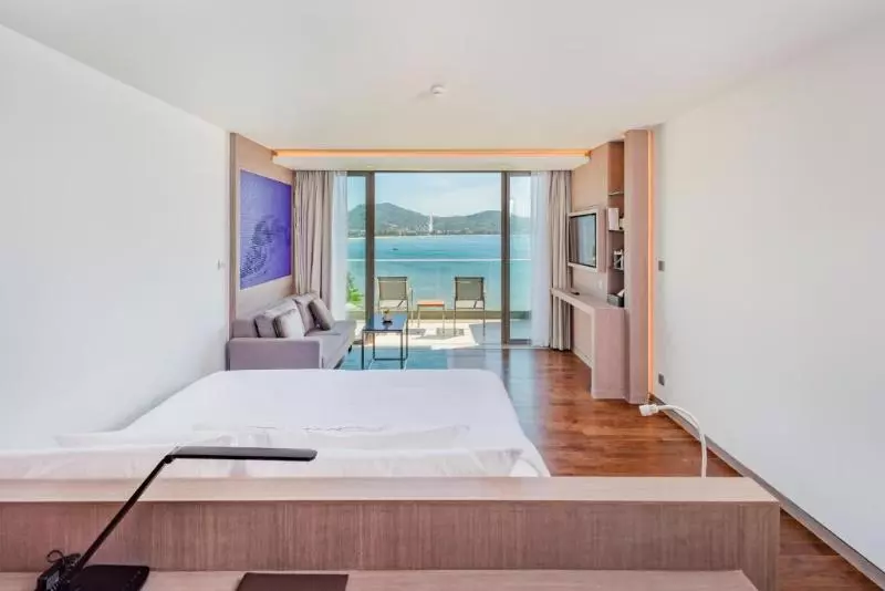 اتاق هتل OCEAN FRONT BEACH